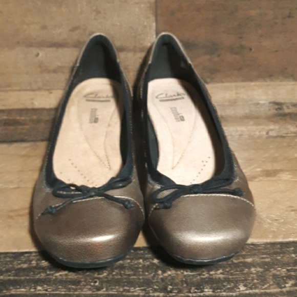 Clanks Collection Flats - Picture 1 of 4